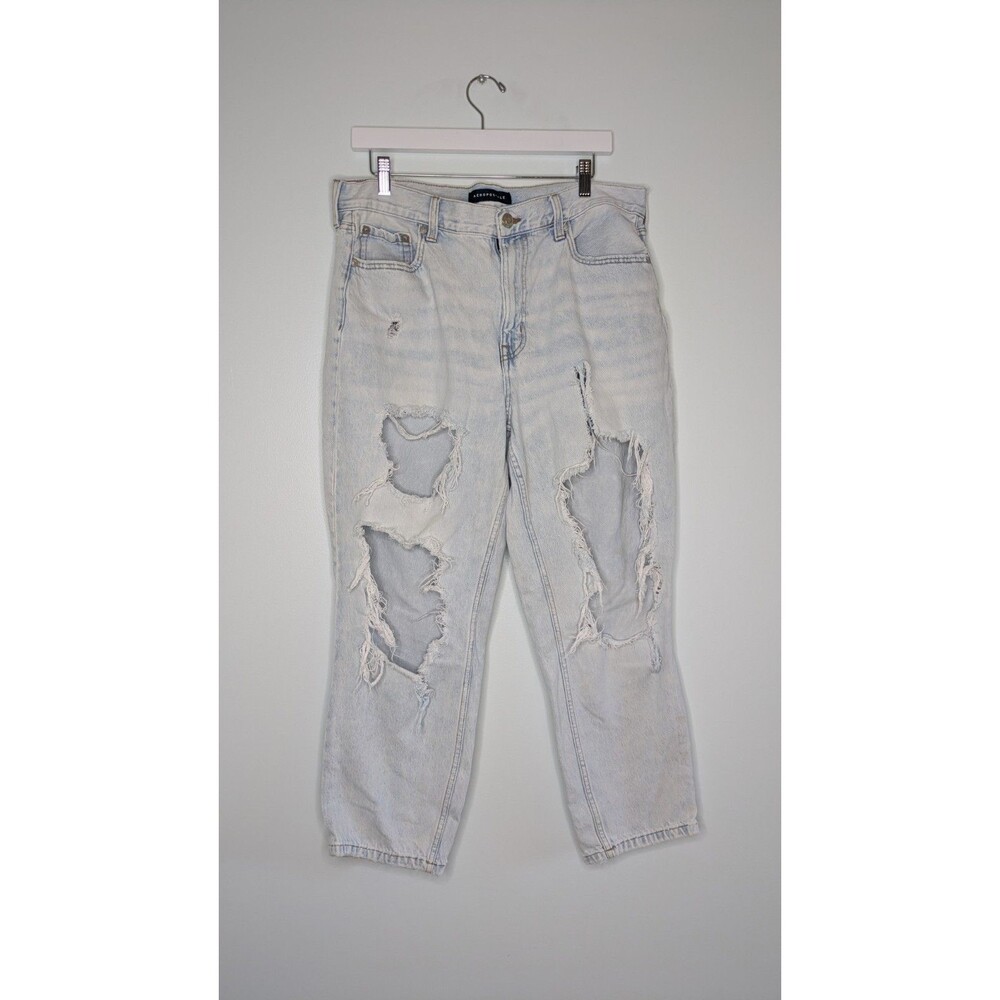 Aeropostale High Rise Mom Jeans Size 14 Light Wash Distressed Ripped Grunge 90s
